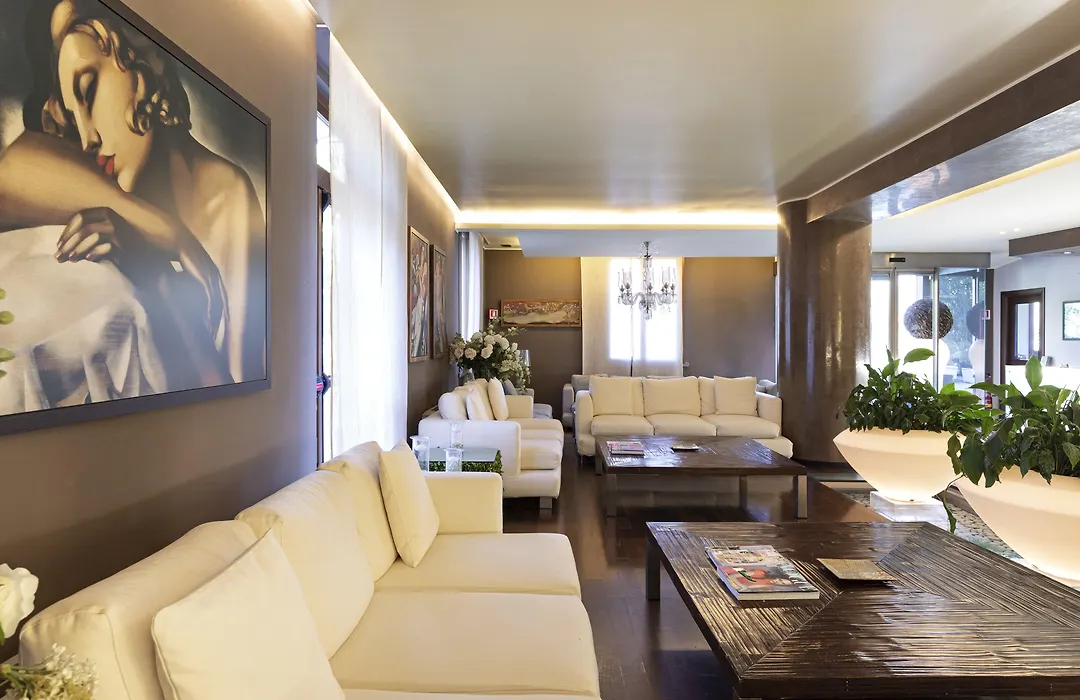 B&B Hotel Malpensa Lago Maggiore-1