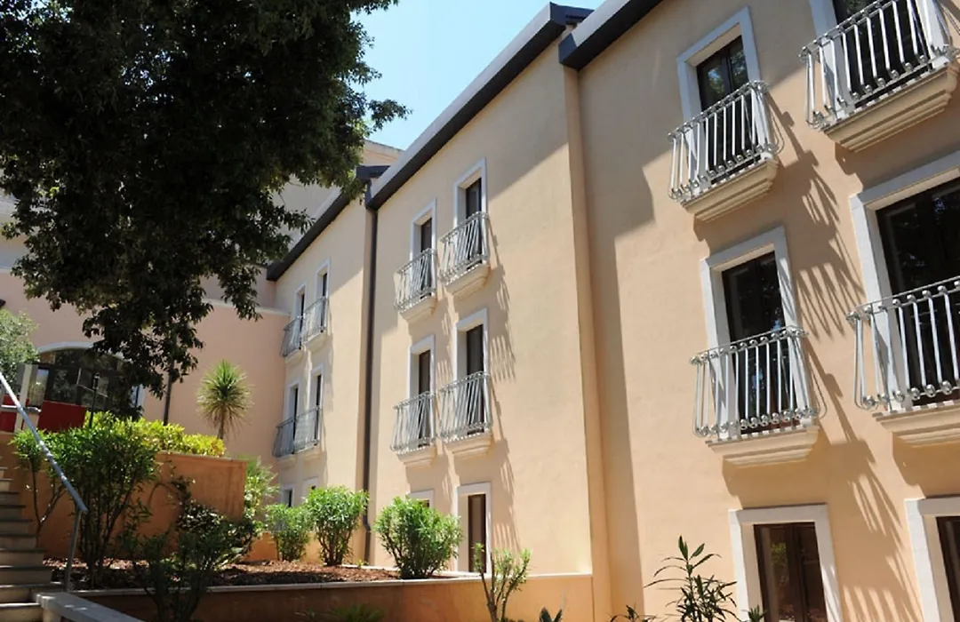 Hotel Villa Rosa-1