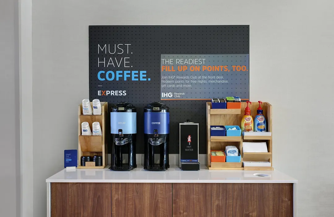 Holiday Inn Express Newport By Ihg-1