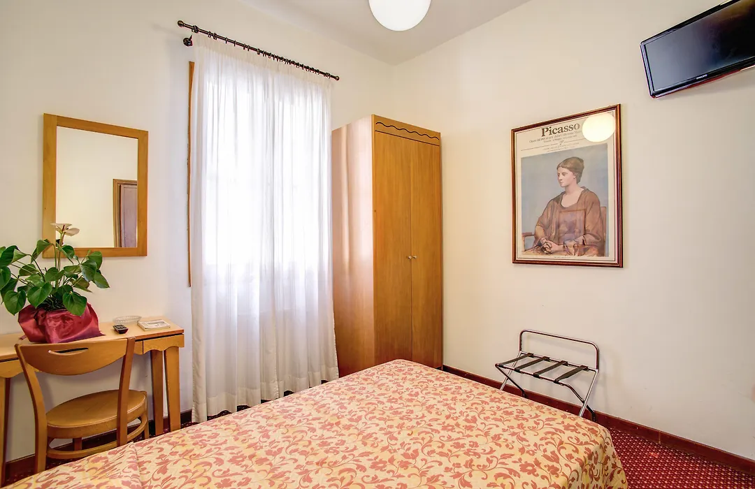 Hotel Nuova Italia-1