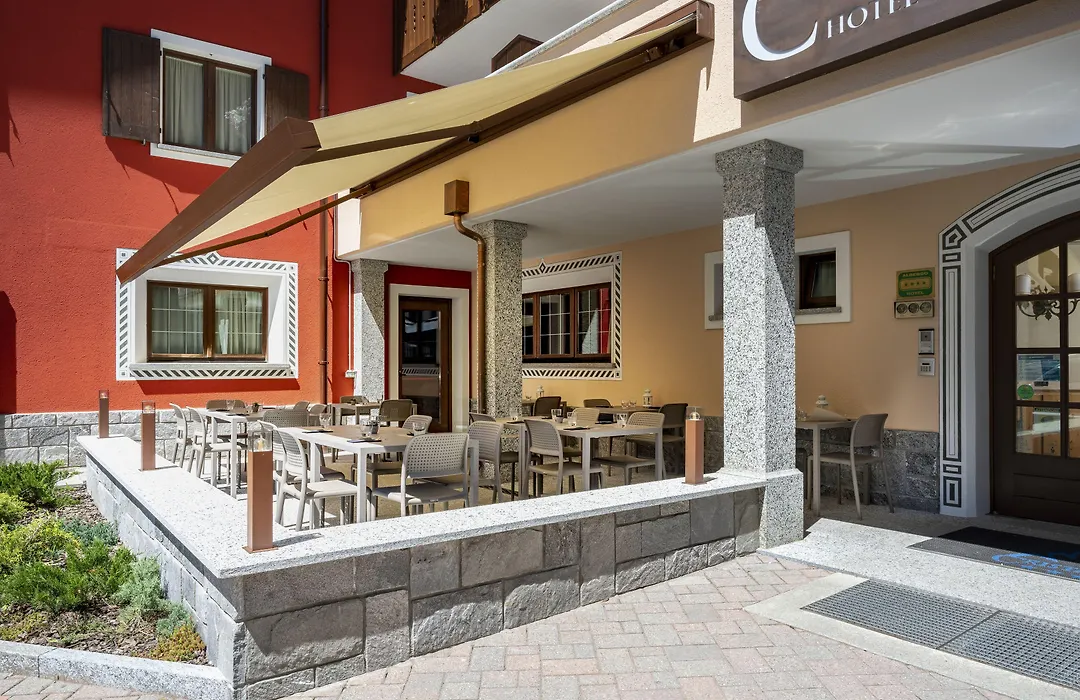 Hotel Cristallo-1
