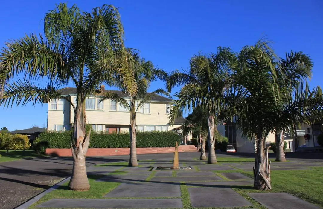 Coronation Court Motel-1