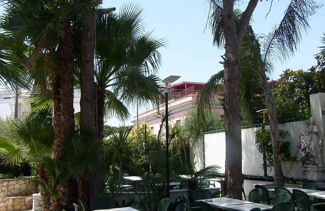 Maiorano Boutique Hotel-1