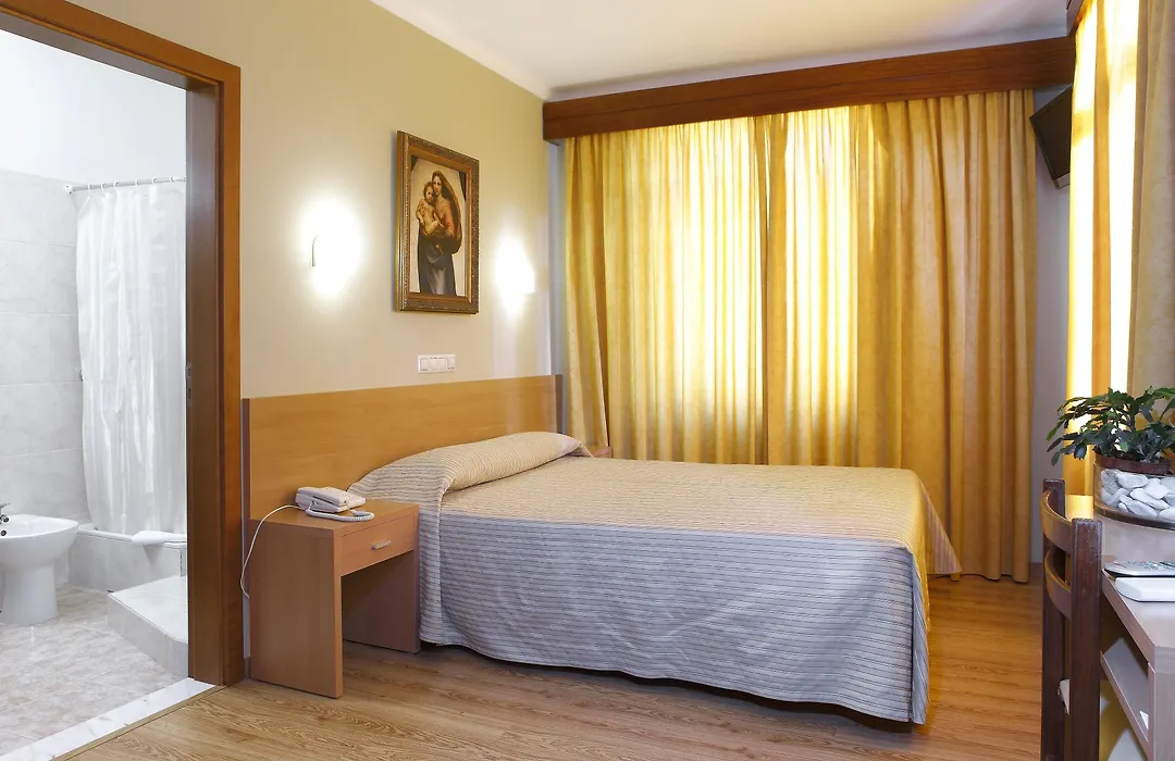 Domus Pacis Fatima Hotel-1