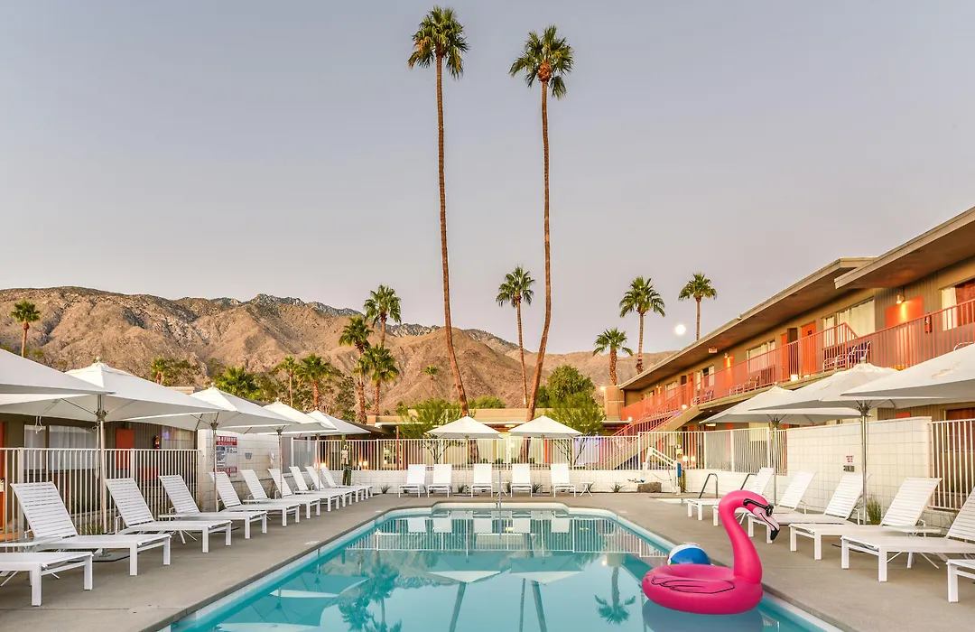 The Skylark, A Palm Springs Hotel-1