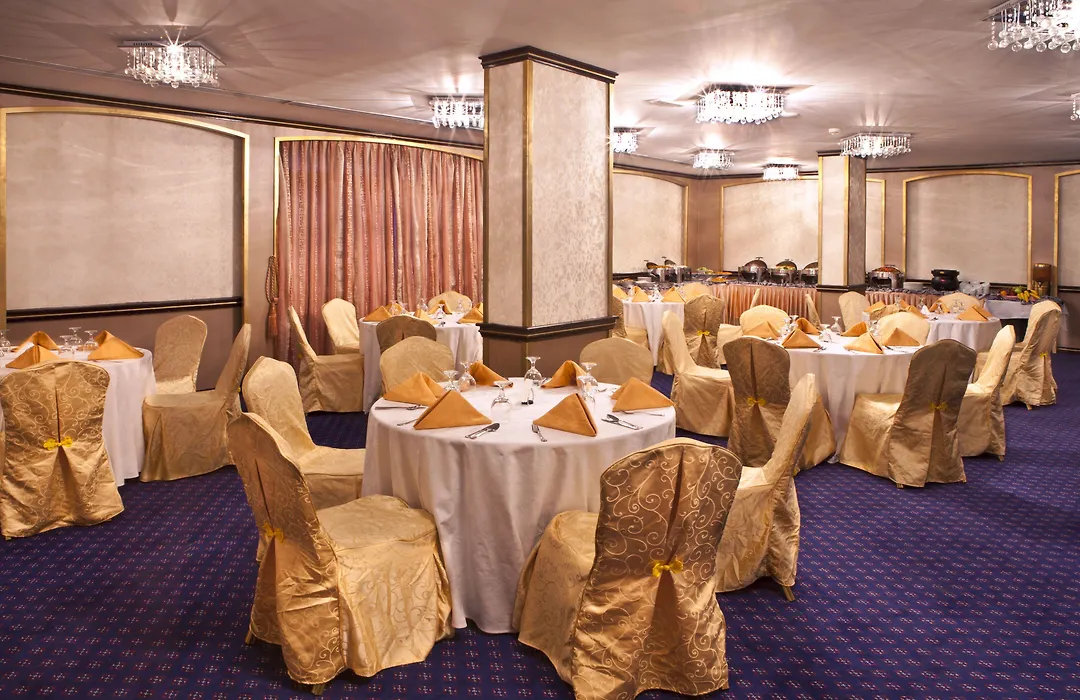Landmark Riqqa Hotel-1