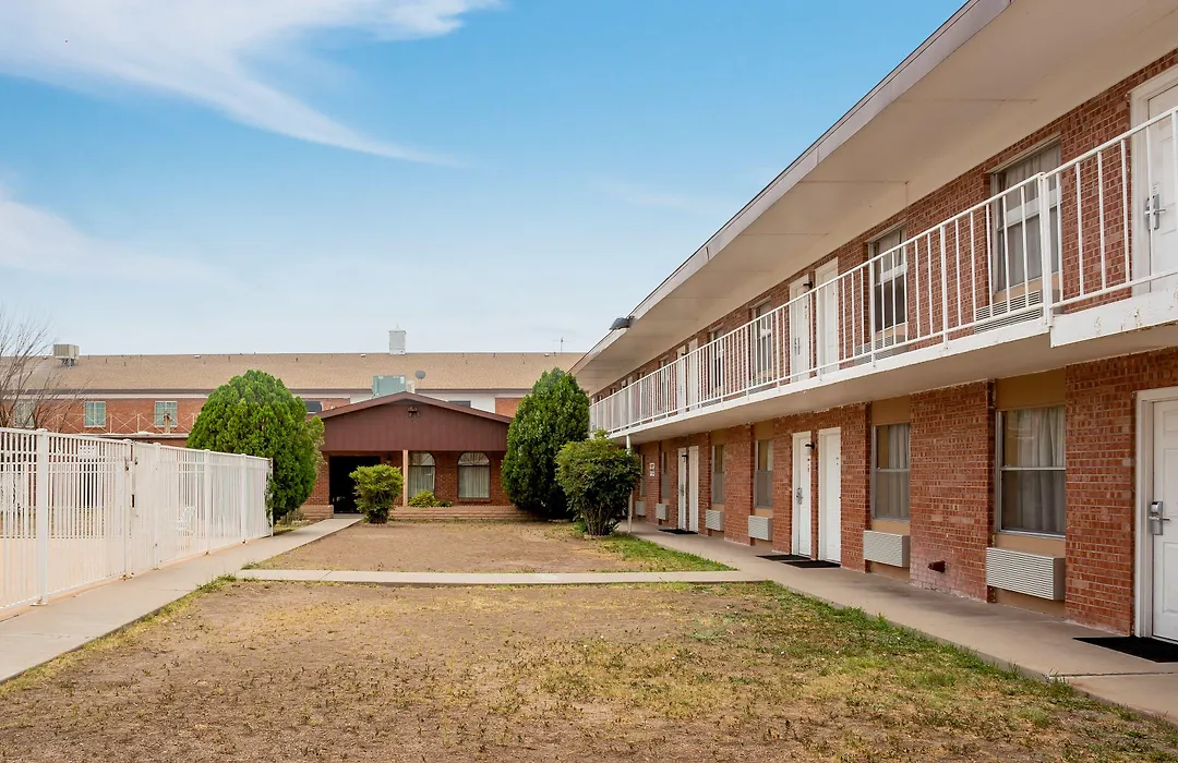 Baymont By Wyndham Deming-1