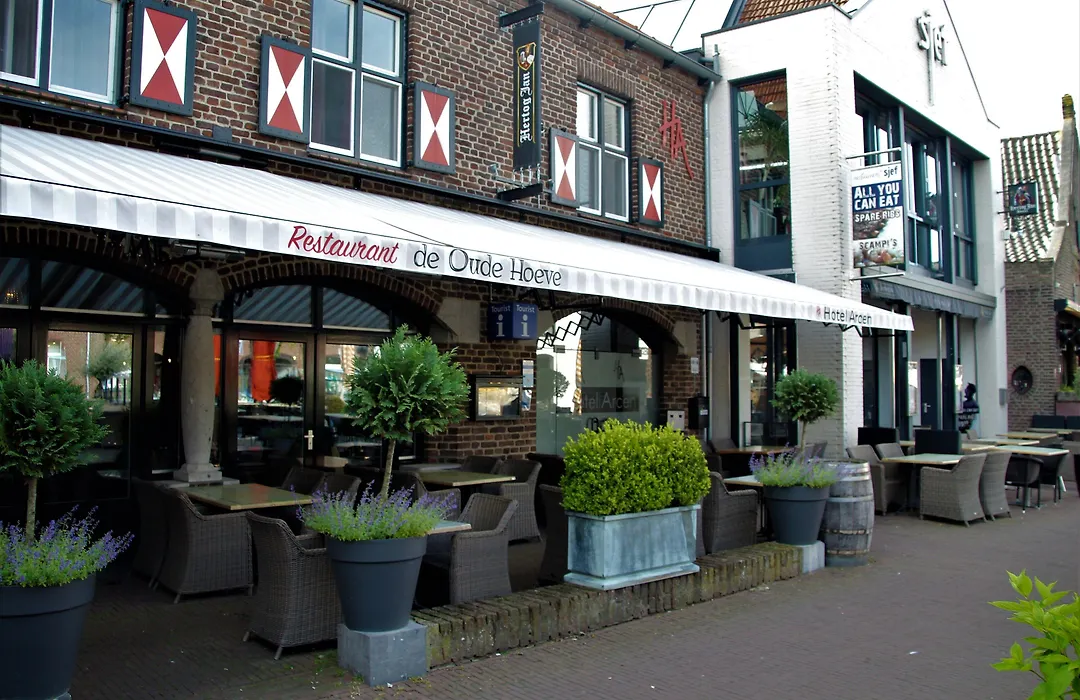 Hotel Arcen-1