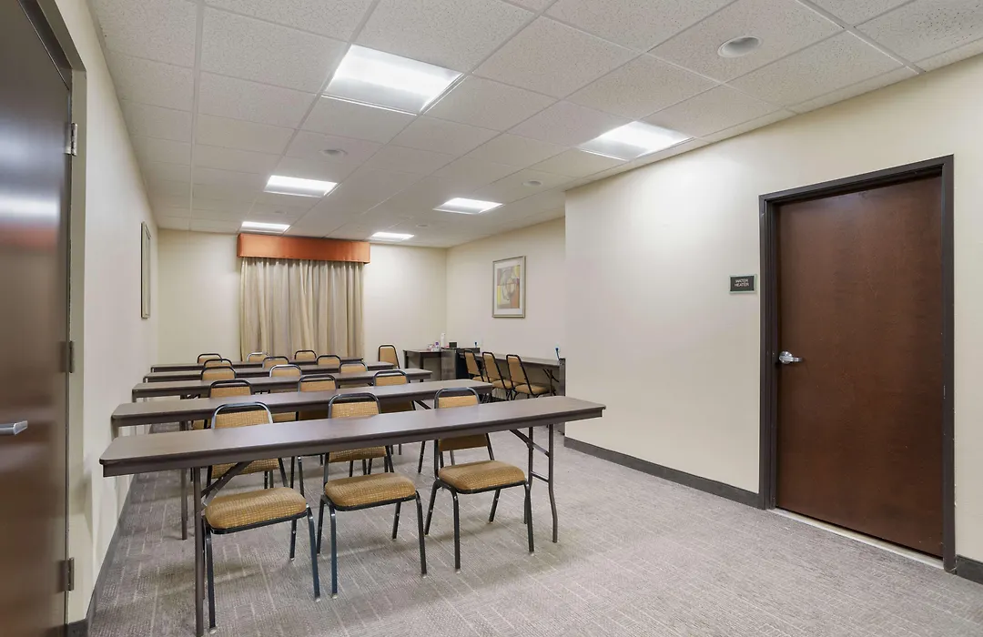 Best Western Plus Flowood Inn & Suites-1