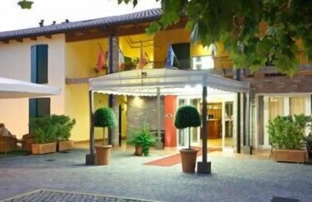 Hotel Gabarda-1