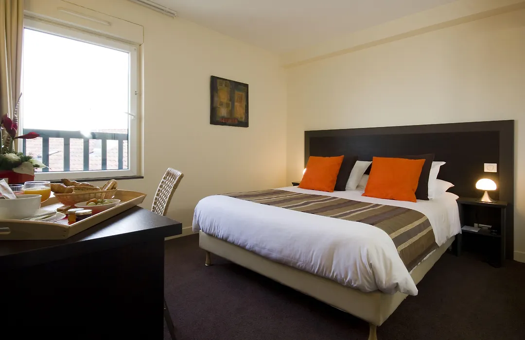 Hotel Le Relais Saint-Jacques-1