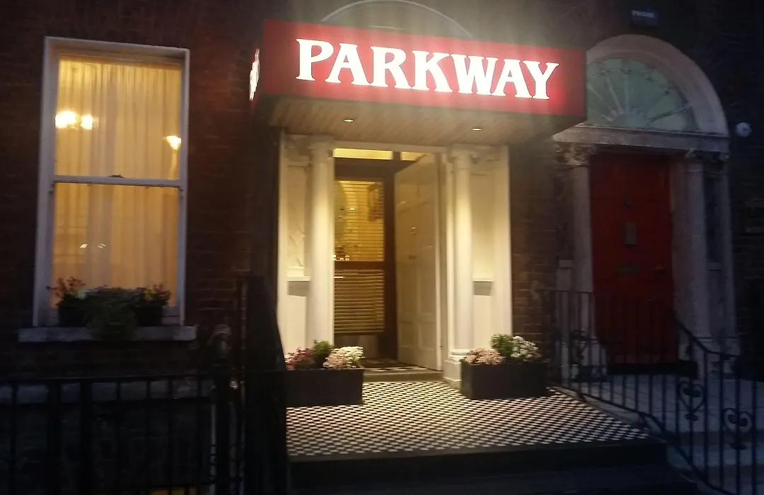 Parkway Guesthouse-1