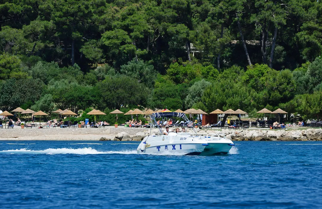 Valamar Riviera Hotel & Residence (Adults Only)-1