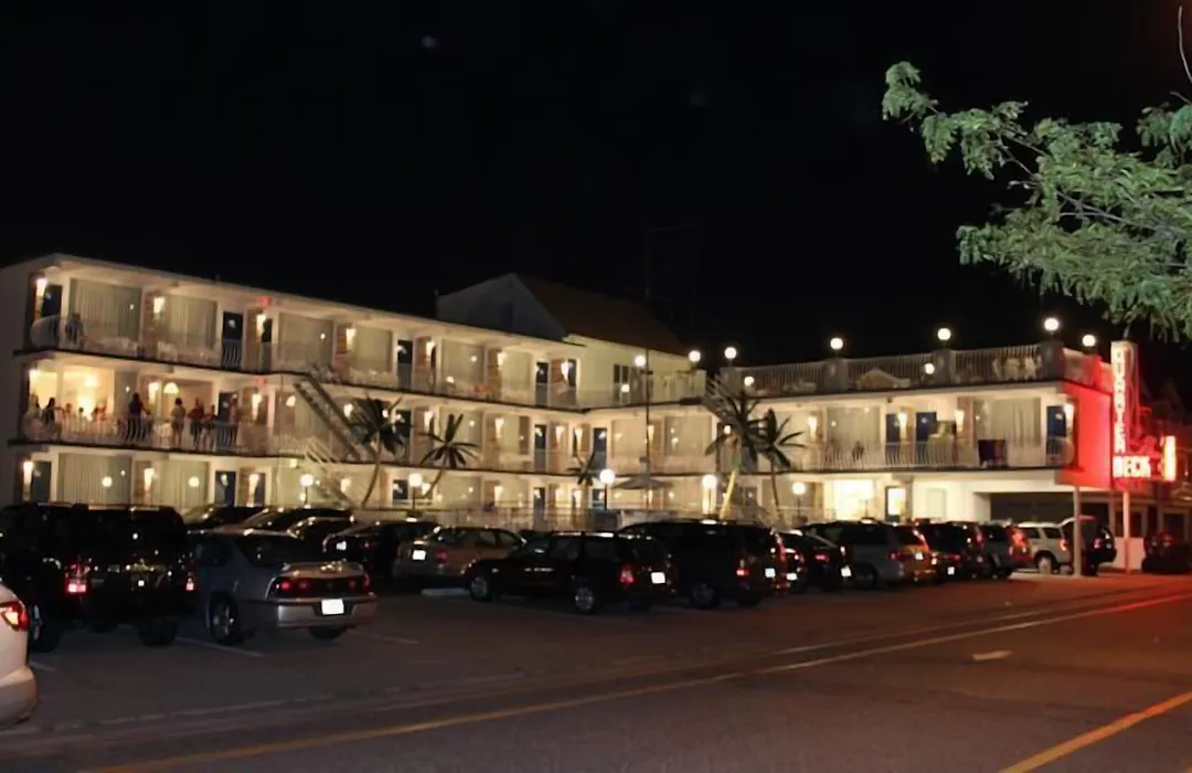 Quarterdeck Motel-1