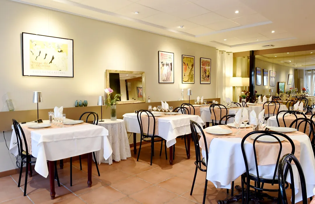 Logis Hôtel L'Auzeraie-1