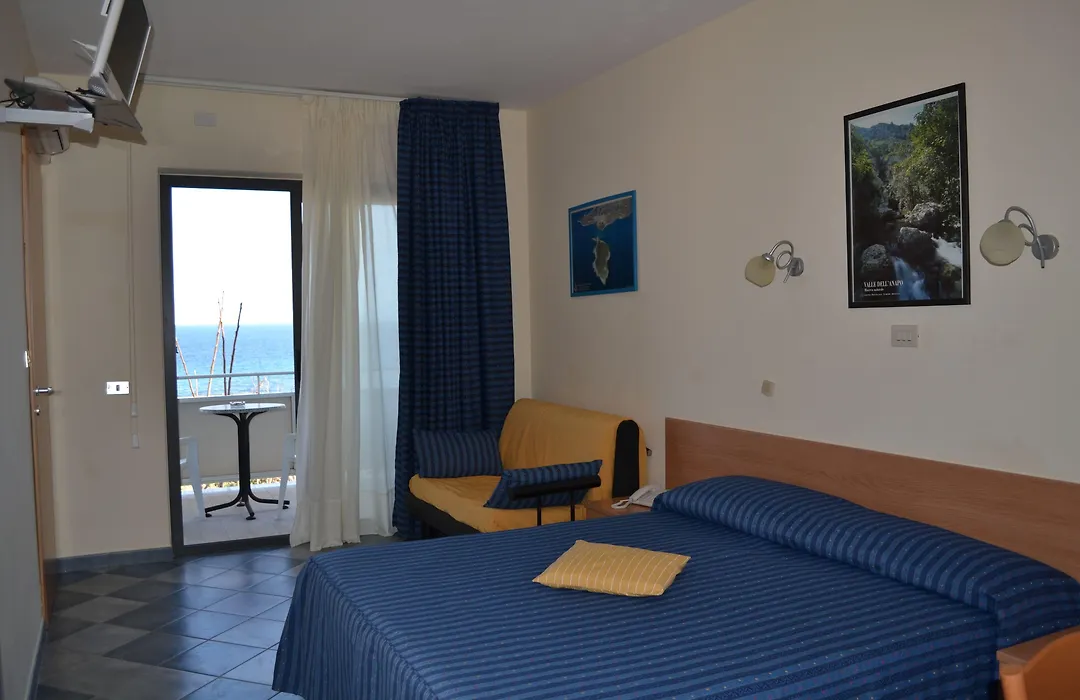 Hotel Jonic-1