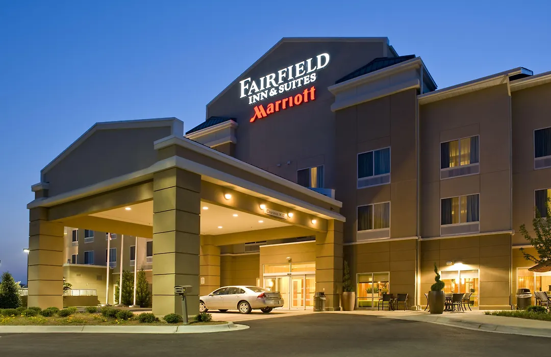 Fairfield Inn & Suites Columbus-1