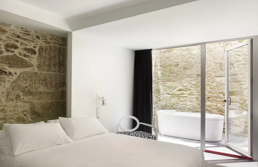 Moure Hotel-1