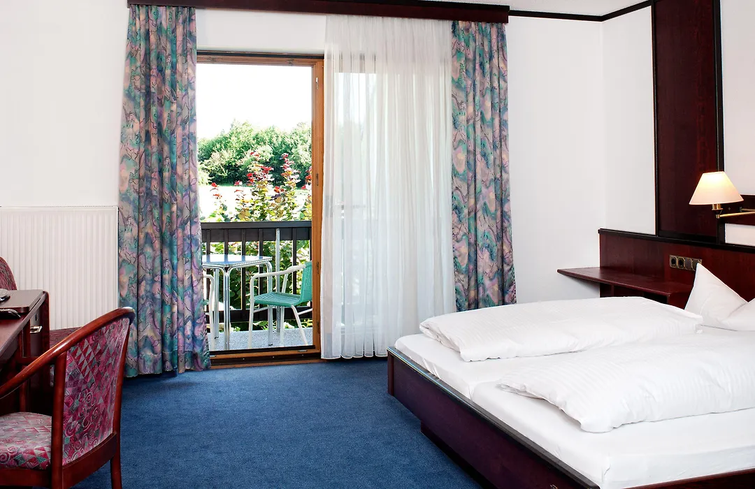Hotel Waldhorn-1