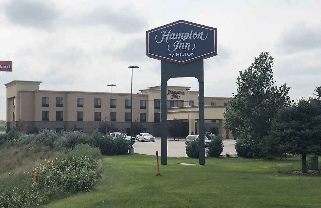 Hampton Inn Sidney-1