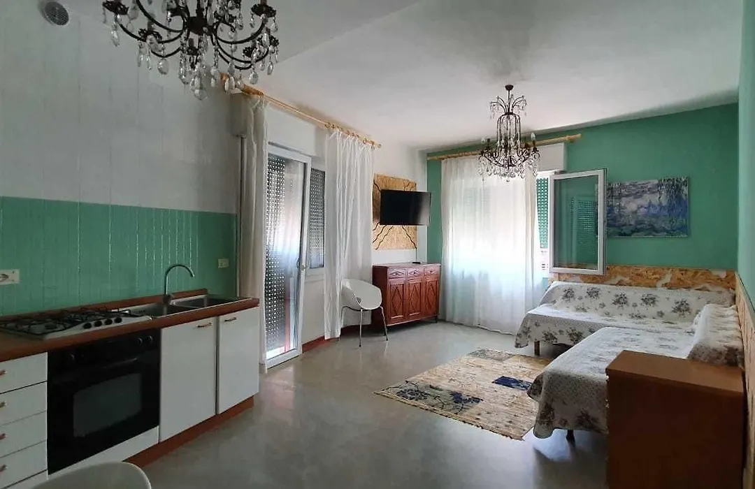 Venice Treviso Airport Bed-1