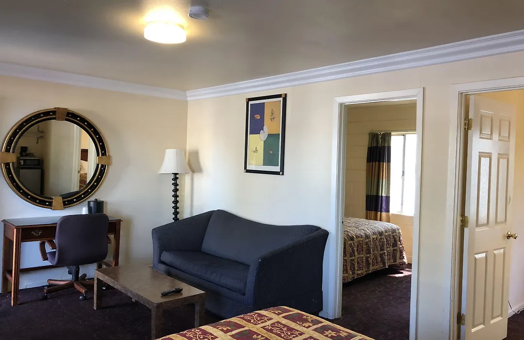 Lamplighter Motel Clearlake-1
