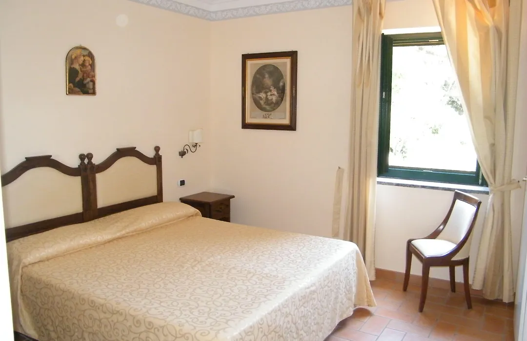 Hotel Villa Delle Meraviglie-1