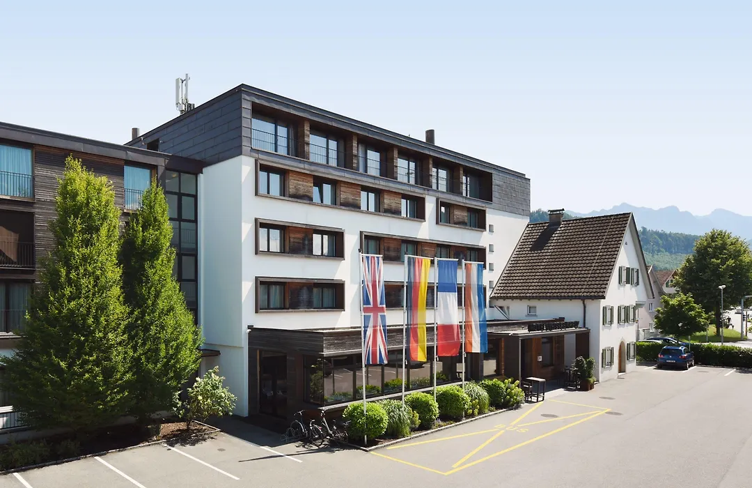 Hotel Weisses Kreuz-1