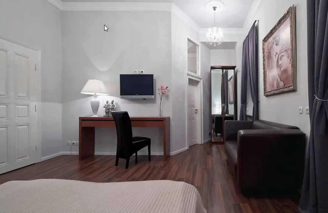 Hotel Aurora-1