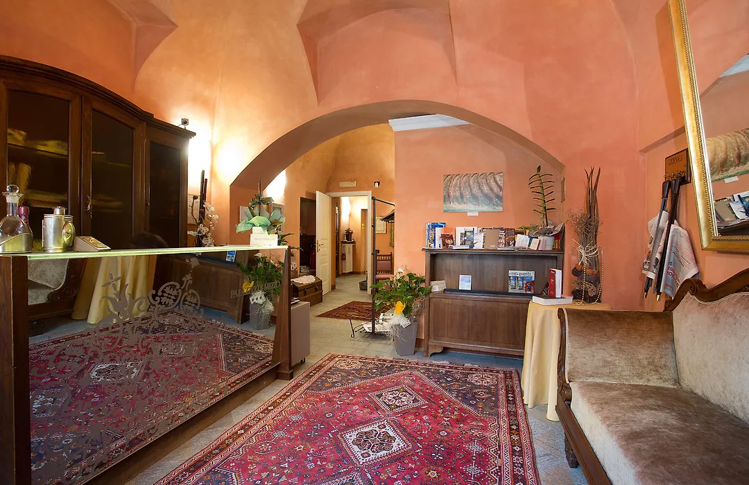 Hotel Palazzo Di Mezzo-1