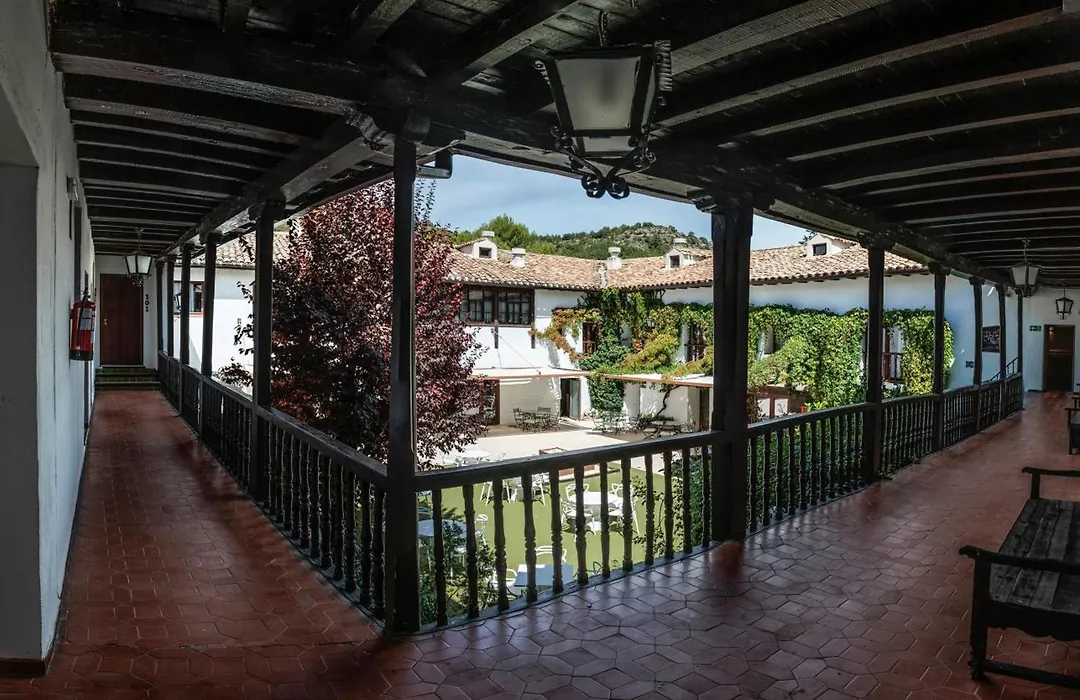 Hotel Resort Cueva del Fraile-1