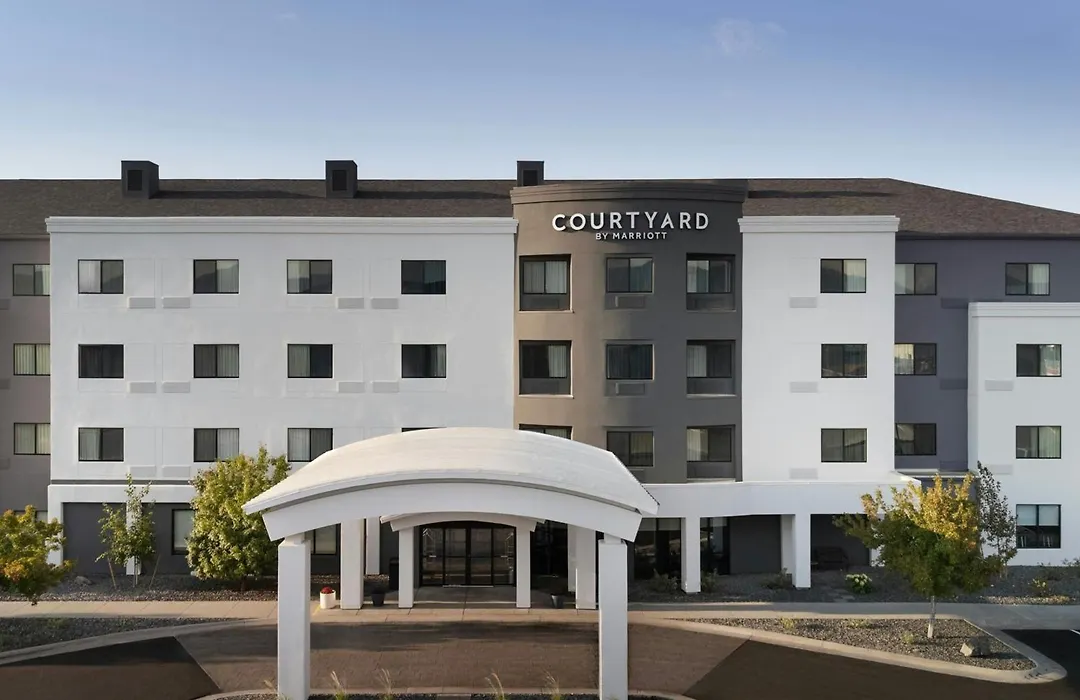 Courtyard Casper-1