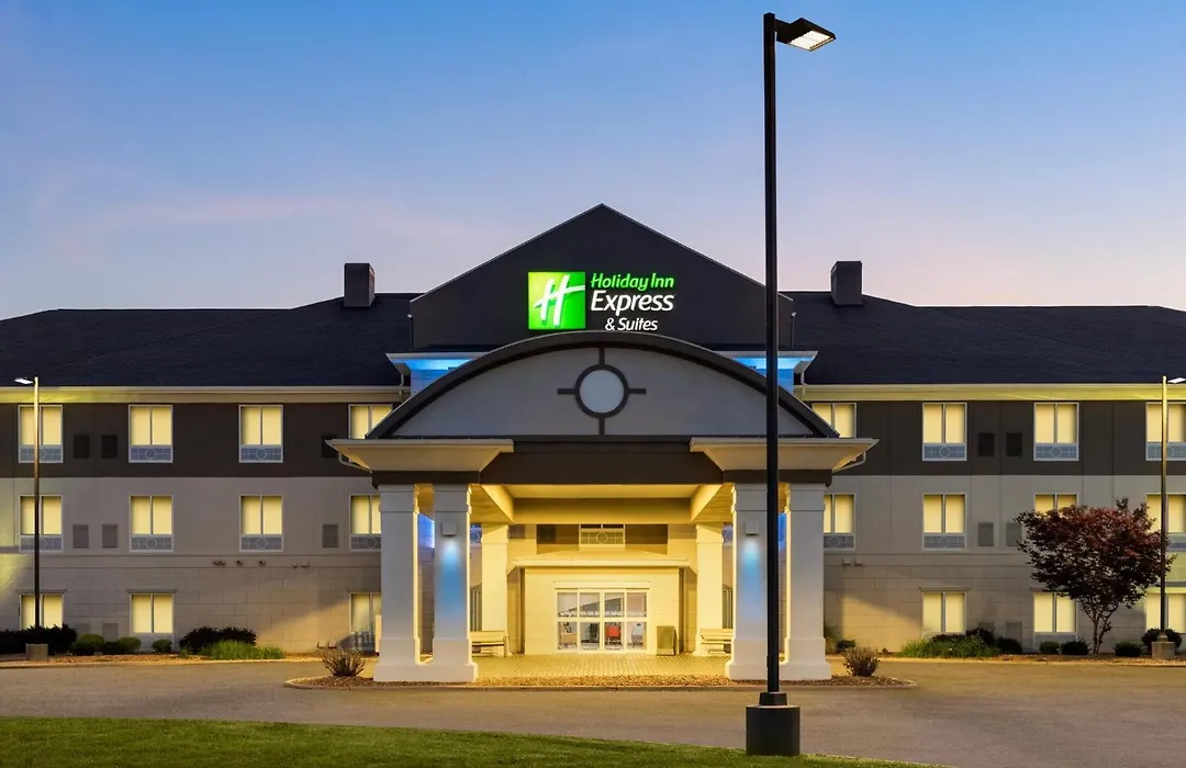 Holiday Inn Express & Suites North Fremont By Ihg-1