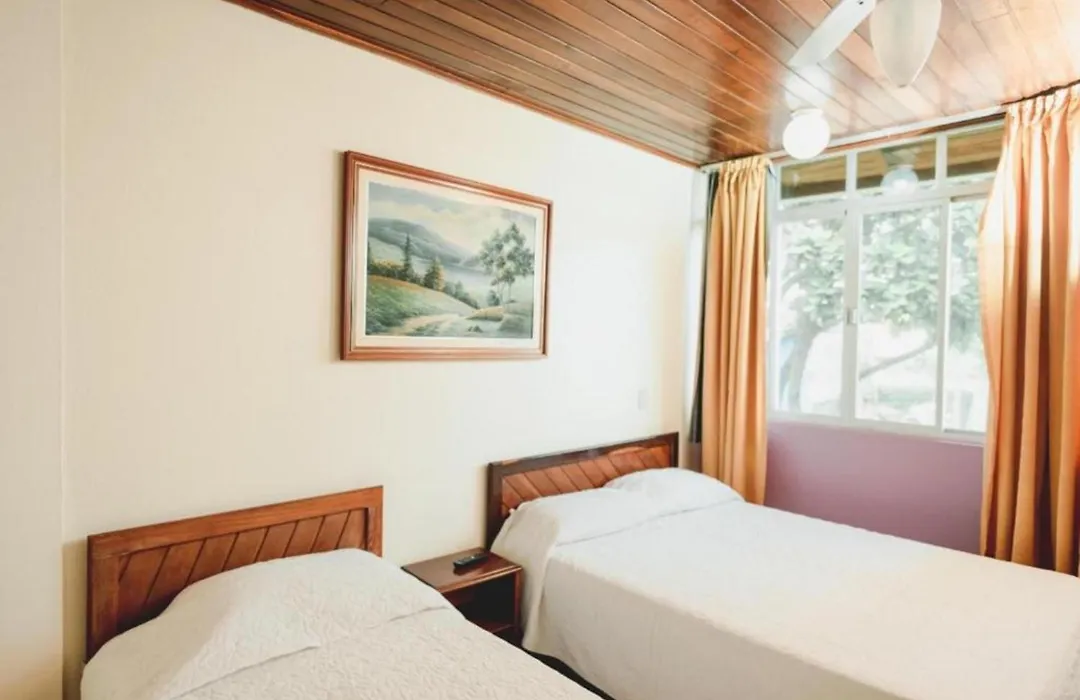 Flamboyant Hotel-1