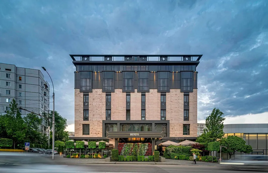 Berds Hotel-1