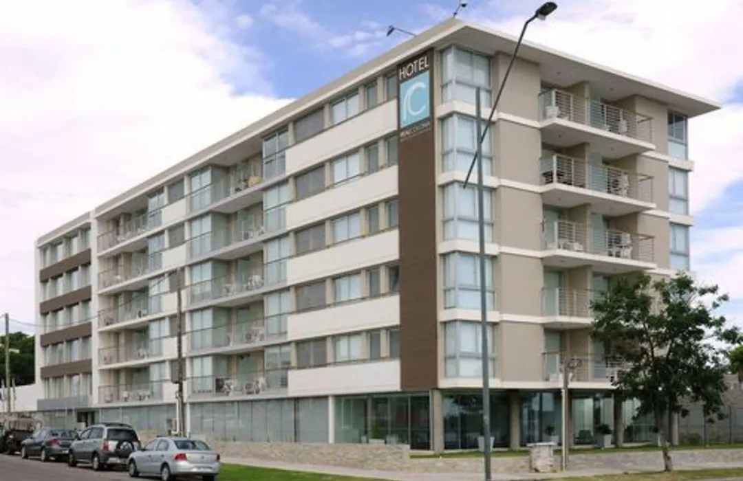 Real Colonia Hotel & Suites-1