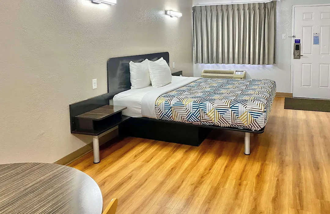 Motel 6-Huntington, Wv-1