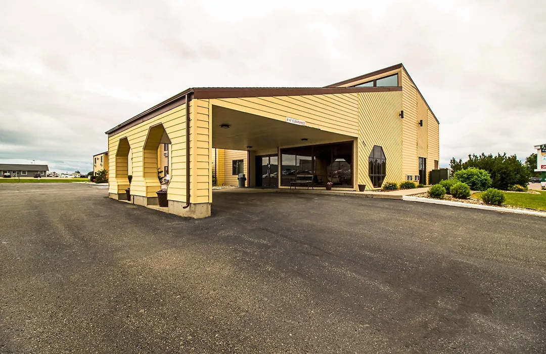 Econo Lodge Watertown-1