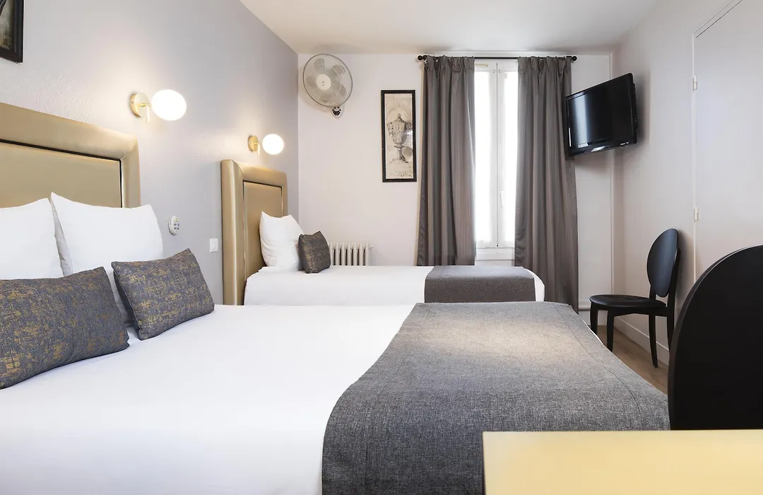 A l'Hôtel Des Roys-1