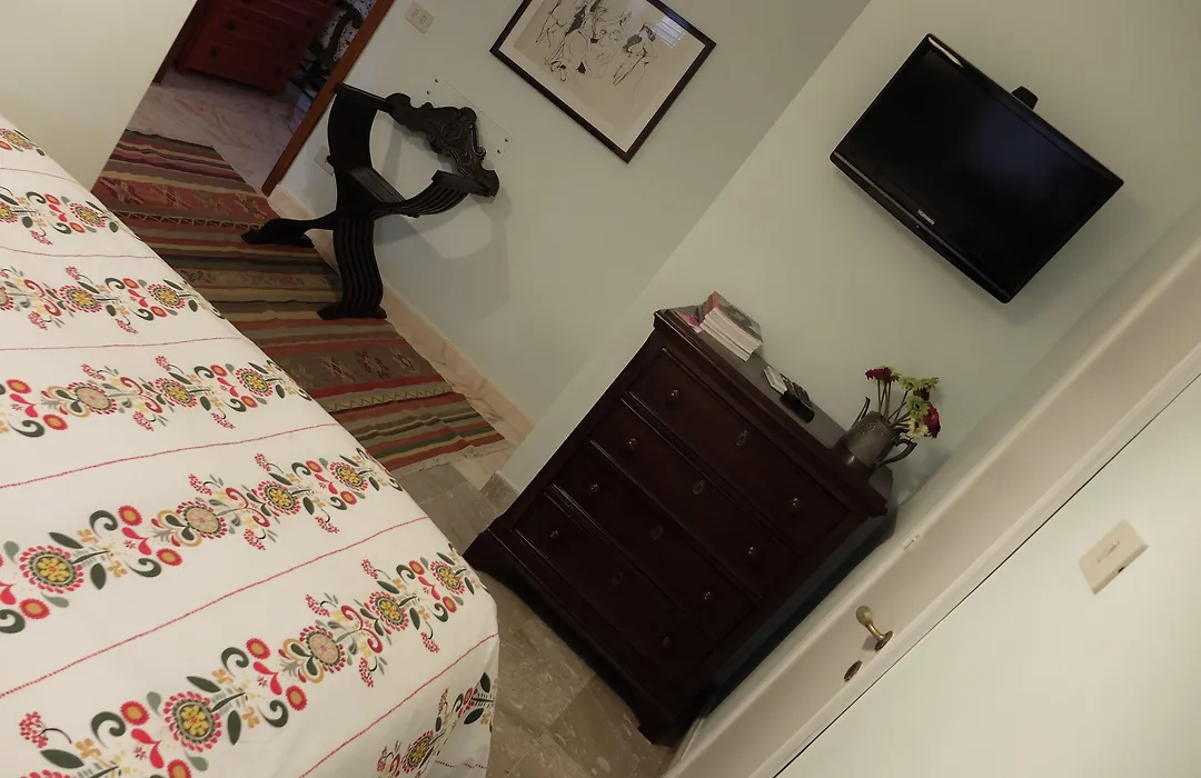 Lirma B&B-1