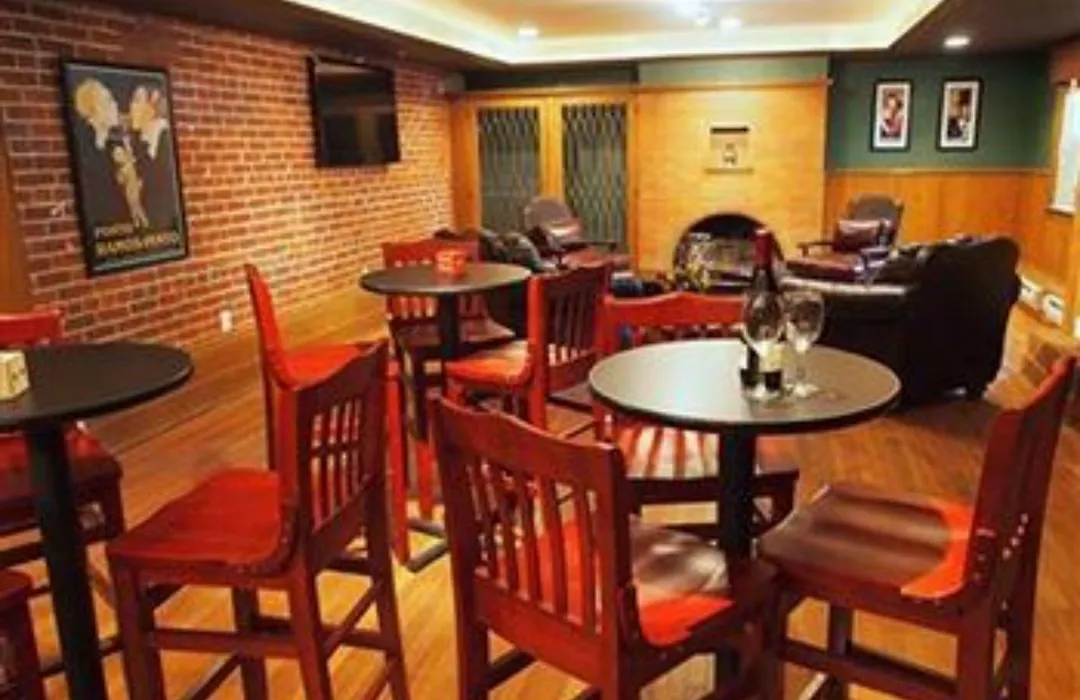 Patterson Inn-1