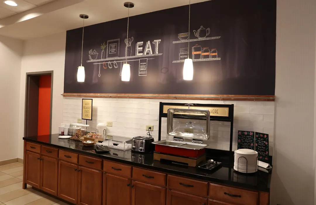 Hampton Inn Fayetteville-1