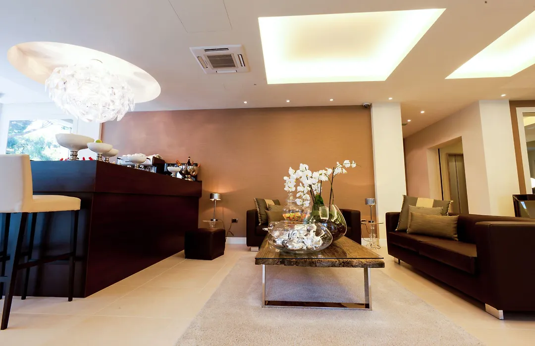Hotel Kent-1