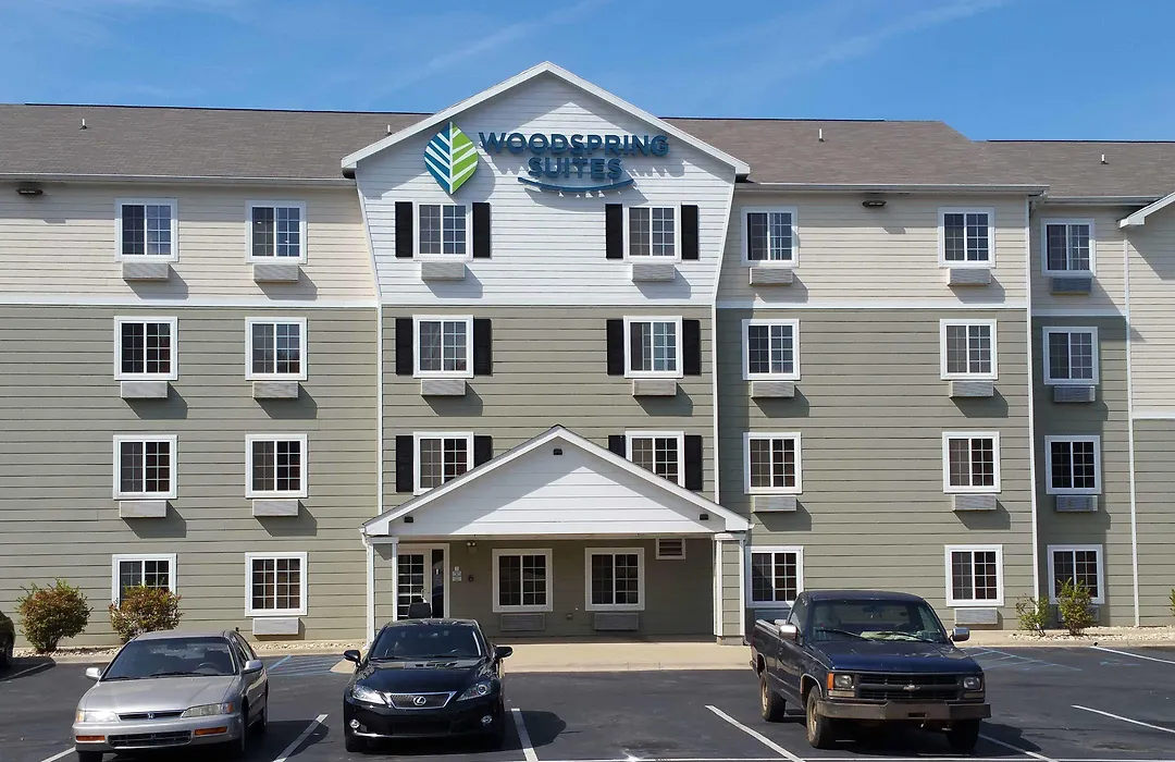Baymont By Wyndham Dickinson-1