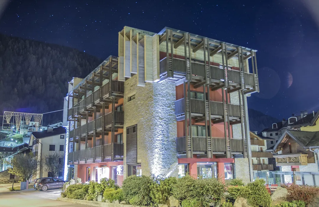 Hotel Ambrosini-1