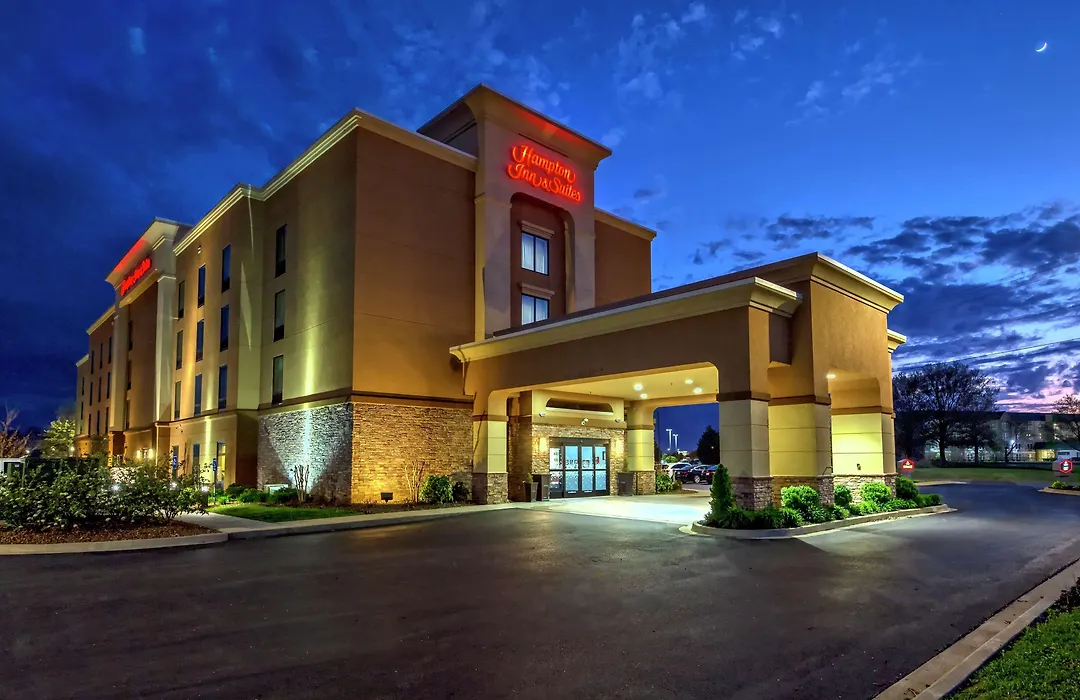 Hampton Inn & Suites Clarksville-1