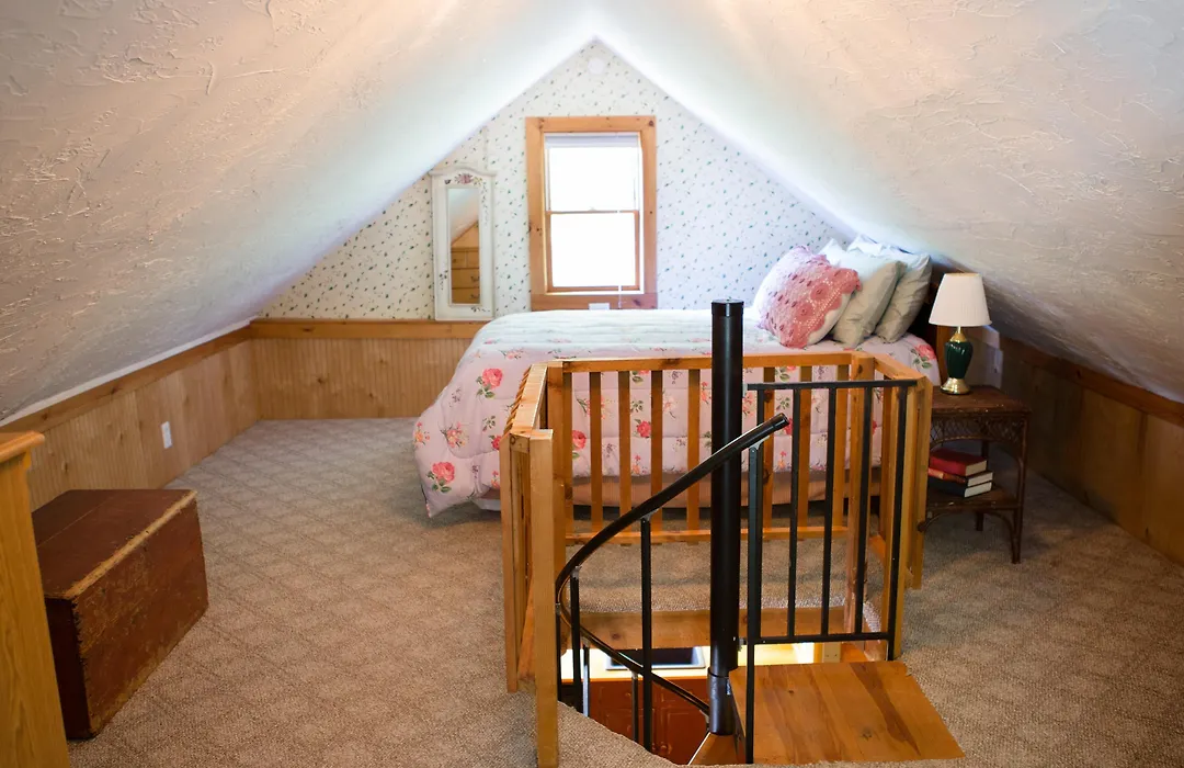 The Nutmeg Inn-1