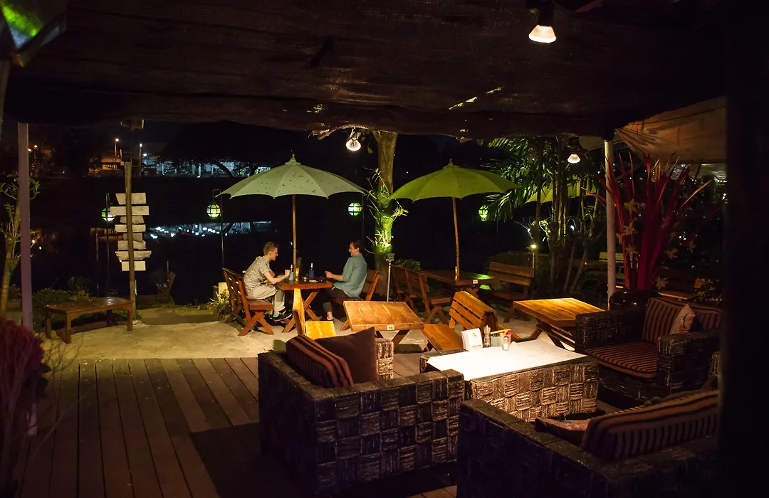 Hollanda Montri Guesthouse-1