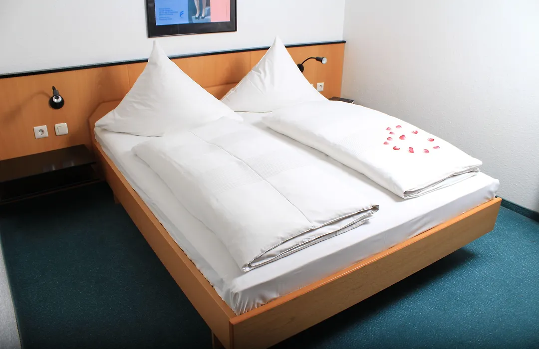 Hotel Rüttenscheider Stern-1