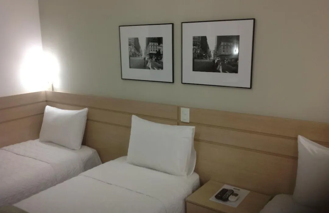 Upper Hotel-1
